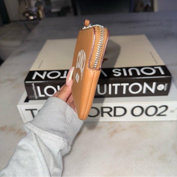 Coach 1941 Varsity Logo Pebbled Leather Zip Wristlet Pouch in Light Saddle Tan - Picture 3 of 7